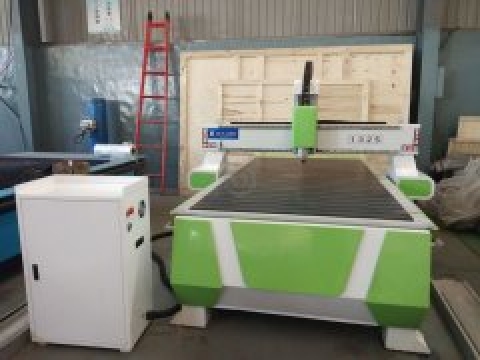 1325 3KW desktop CNC router